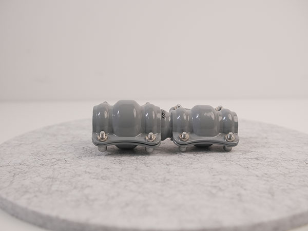 Conector reductor de tubería a tubería