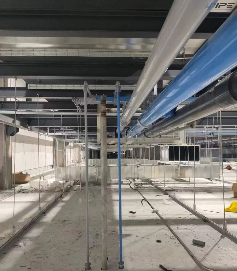 Tubo de aire de aluminio azul en el sistema de aire comprimido Tubo de aire de aluminio azul en el sistema de aire comprimido